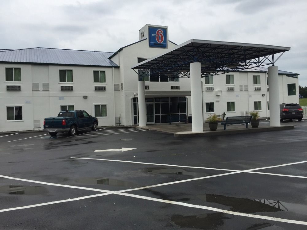 Baymont By Wyndham Athens, Tn Hotel Exterior foto